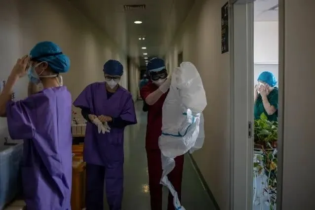 「传染病」我在武汉当医院院长