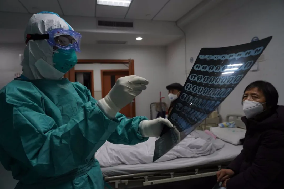 「武汉发展」生活有进退，输什么不能输心情，“跨”过去，“春天”就不远了 | 天使日记