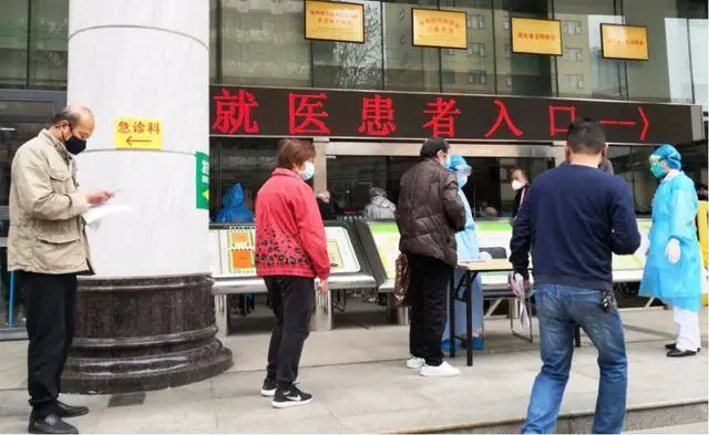 「武汉市」直击：正在重启的武汉