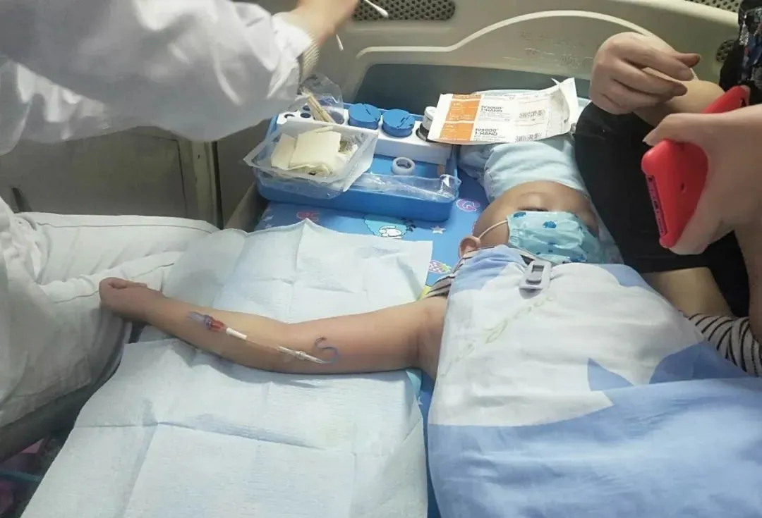 「海马汽车」“这波操作太暖心” ——海马汽车向“不罚，加油”海马车主捐款5万元