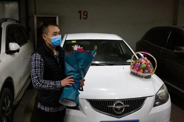 「海马汽车」“这波操作太暖心” ——海马汽车向“不罚，加油”海马车主捐款5万元