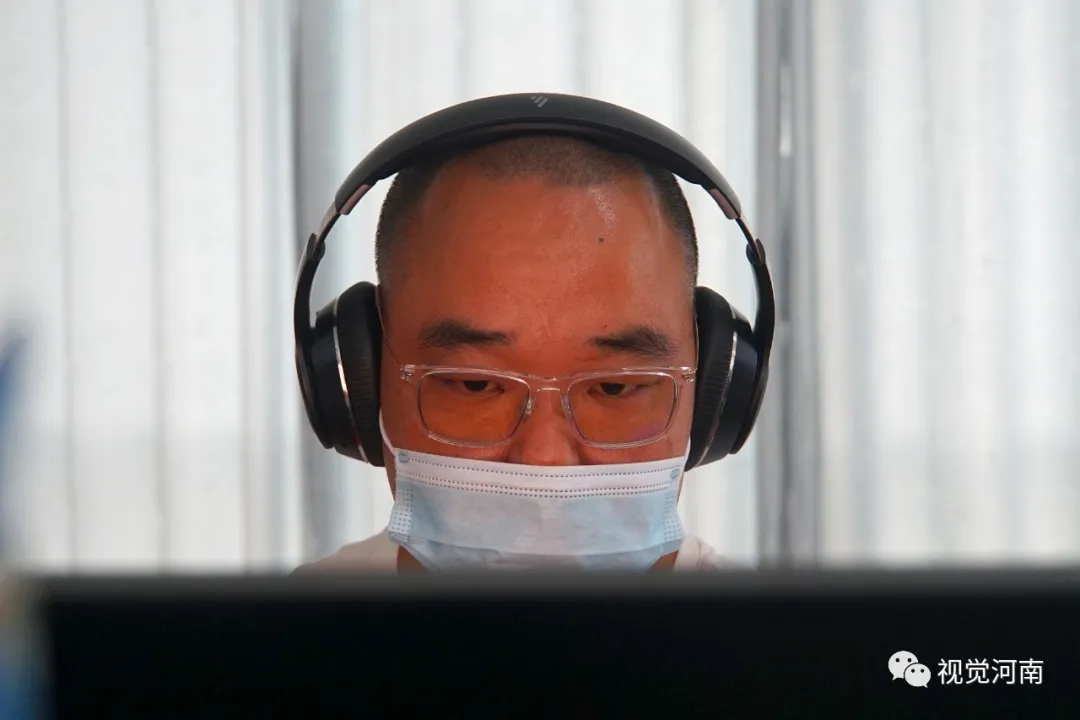 晏岗村里的“数字青年”