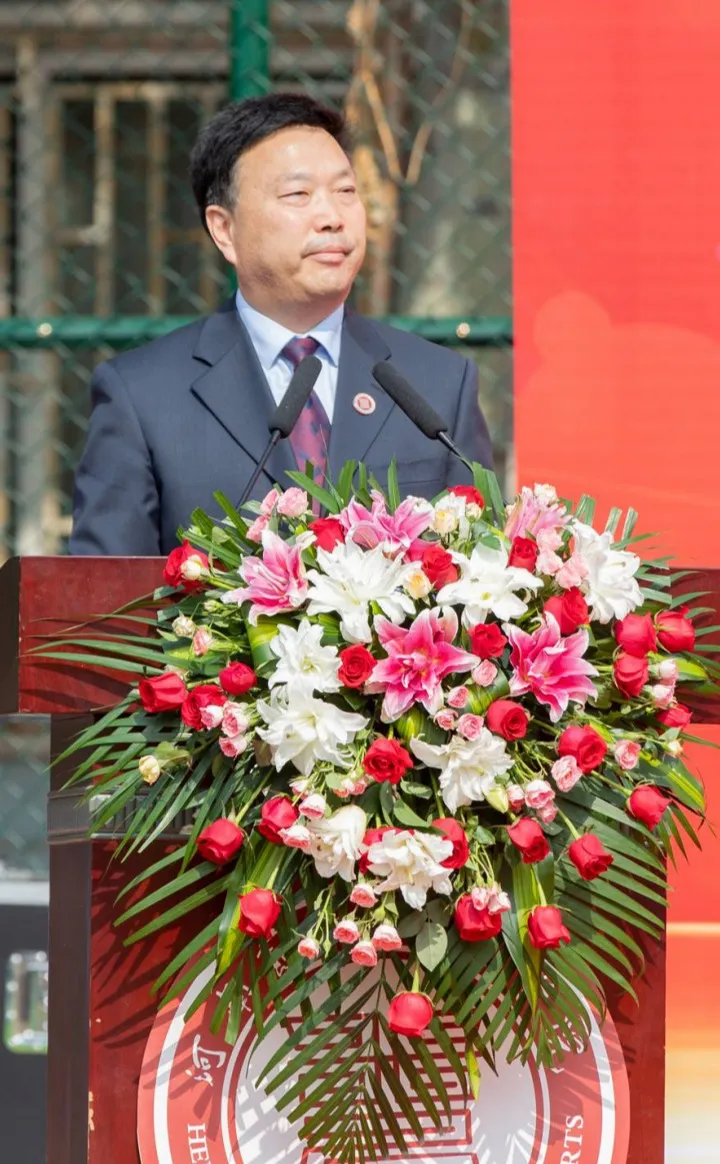 |只争朝夕 不负韶华！河南艺术职业学院举行新生开学典礼暨军训动员大会